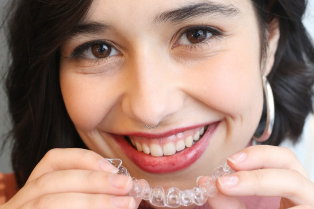 Ortodoncia invisible Geniova SmileClinic - Alfaz del Pi