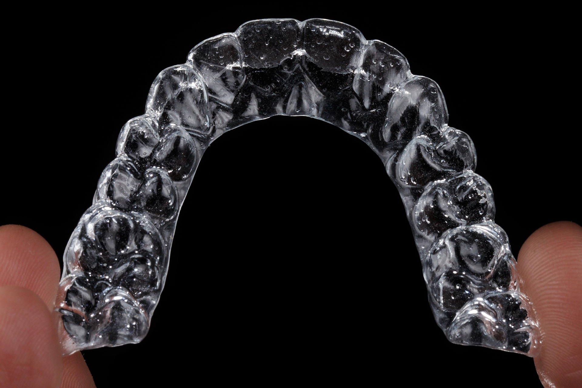 Cómo funciona la ortodoncia invisible - SmileClinic